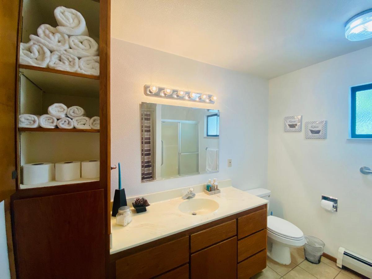 Family Friendly, 3 Bedroom House, With King Bed For Up To 15 - Bbq - Internet - Jet Tub Auburn Exterior photo