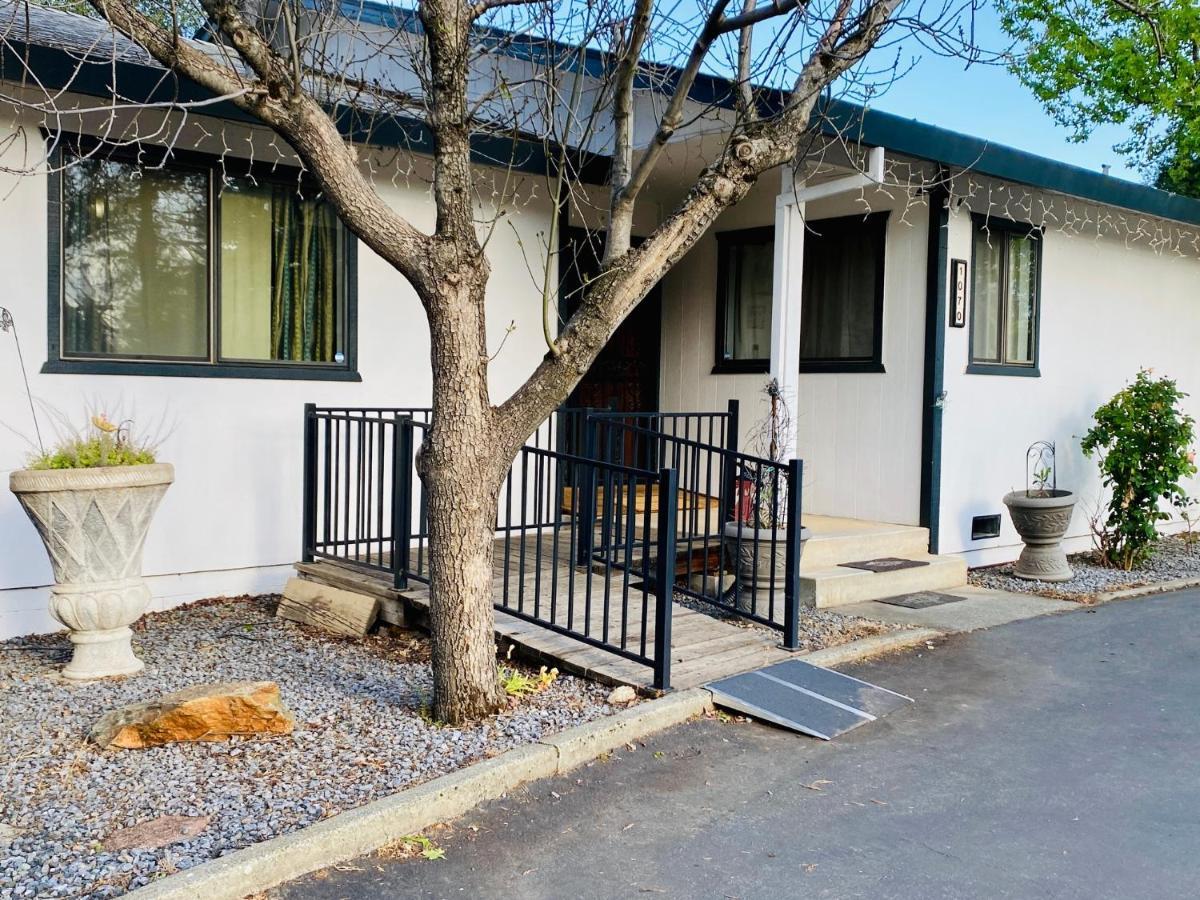 Family Friendly, 3 Bedroom House, With King Bed For Up To 15 - Bbq - Internet - Jet Tub Auburn Exterior photo